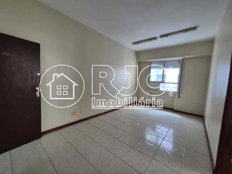 Conheça 2 do imóvel - Sala Comercial 45m² à venda Avenida Treze de Maio, Centro, Rio de Janeiro - R$ 140.000 - TISL00076 - 2 2 - 2