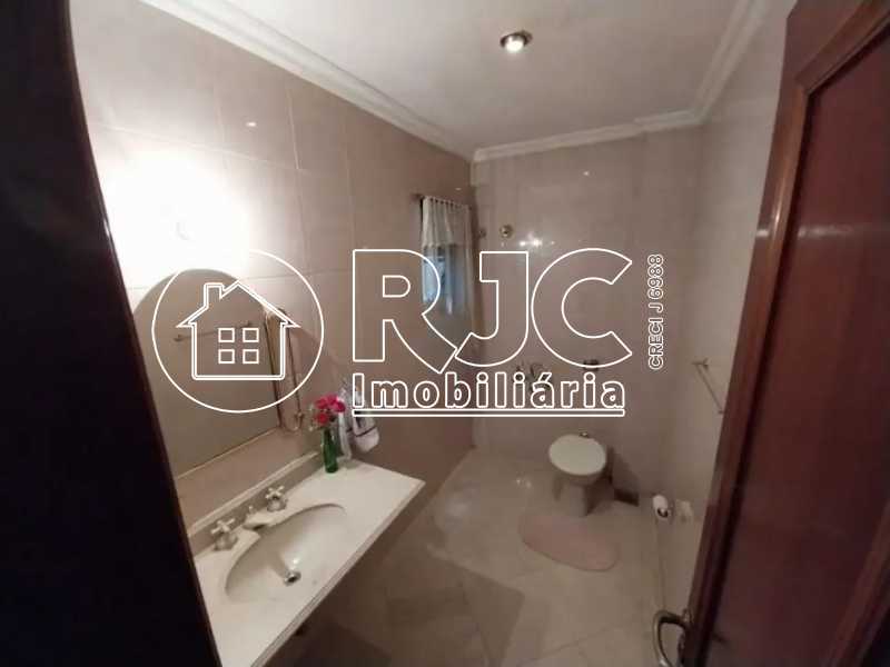 Conheça 26 do imóvel - Casa à venda Rua Marechal Pilsudski, Alto da Boa Vista, Rio de Janeiro - R$ 1.290.000 - MBCA30384 - 26 26 - 26