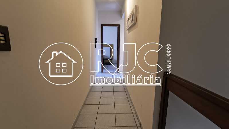 Conheça 11 do imóvel - Casa de Vila à venda Rua Sousa Franco, Vila Isabel, Rio de Janeiro - R$ 550.000 - MBCV30284 - 11 11 - 11