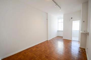Ótima localização - Apartamento à venda Rua Teixeira Soares, Praça da Bandeira, Rio de Janeiro - R$ 220.000 - MBAP11765