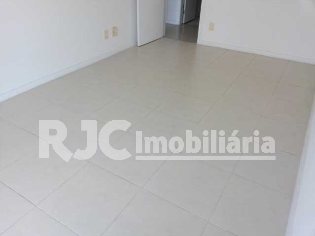 FOTO 9 - 9