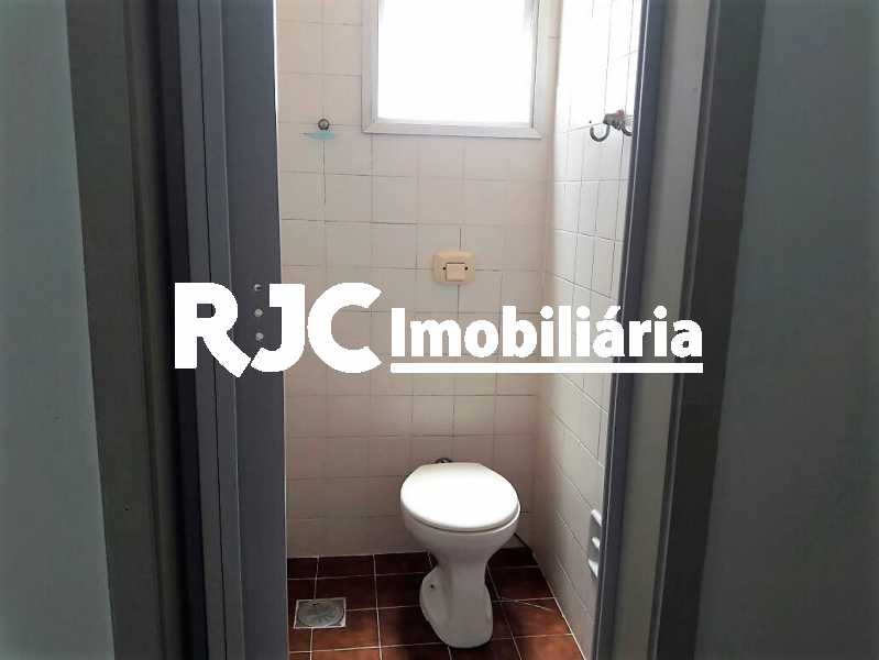 18   Banheiro Empr.. - 18