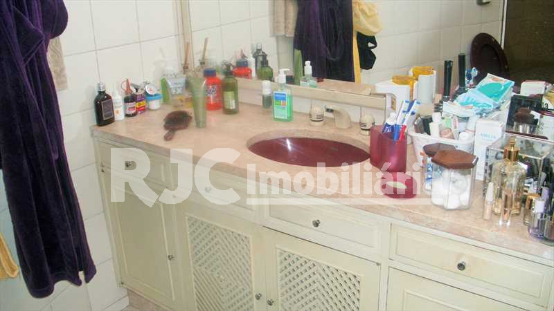 2.9   Banheiro Suíte - 8