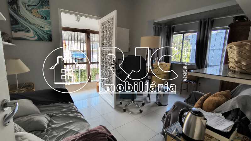 Conheça 13 do imóvel - Casa 5 quartos à venda Tijuca, Rio de Janeiro - R$ 1.180.000 - MBCA50044 - 12 13 - 12