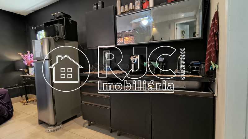 Conheça 22 do imóvel - Casa 5 quartos à venda Tijuca, Rio de Janeiro - R$ 1.180.000 - MBCA50044 - 22 22 - 22