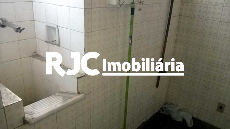 15    Área de Serviço - 14
