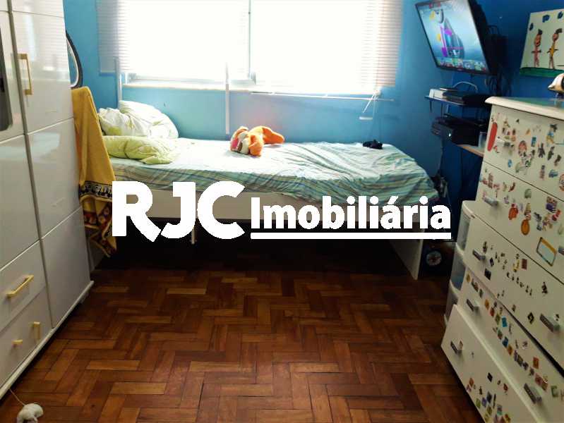 FOTO 9 - 8