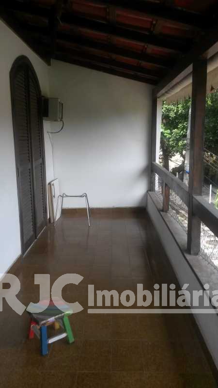 VARANDA 2º PISO - 24