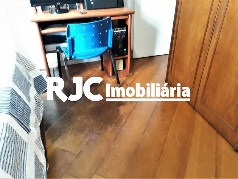 FOTO 12 - 12