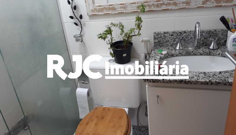 12    Banheiro suíte - 12