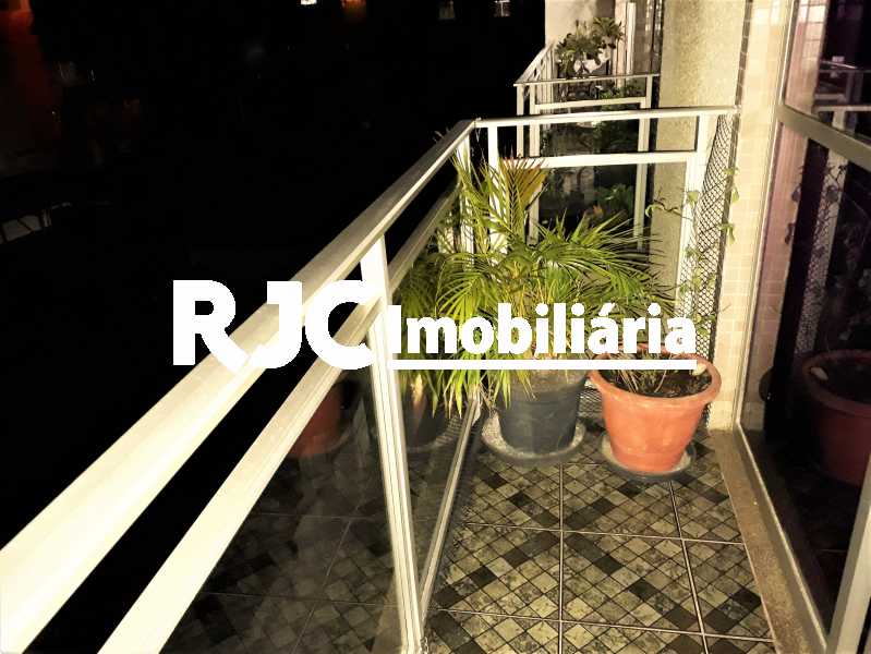FOTO 12 - 12