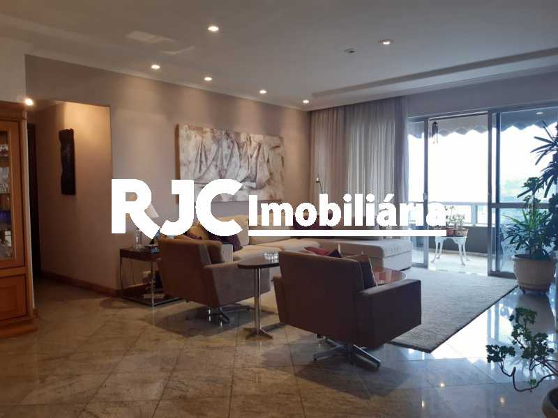 PHOTO-2019-08-26-14-17-58 - 5