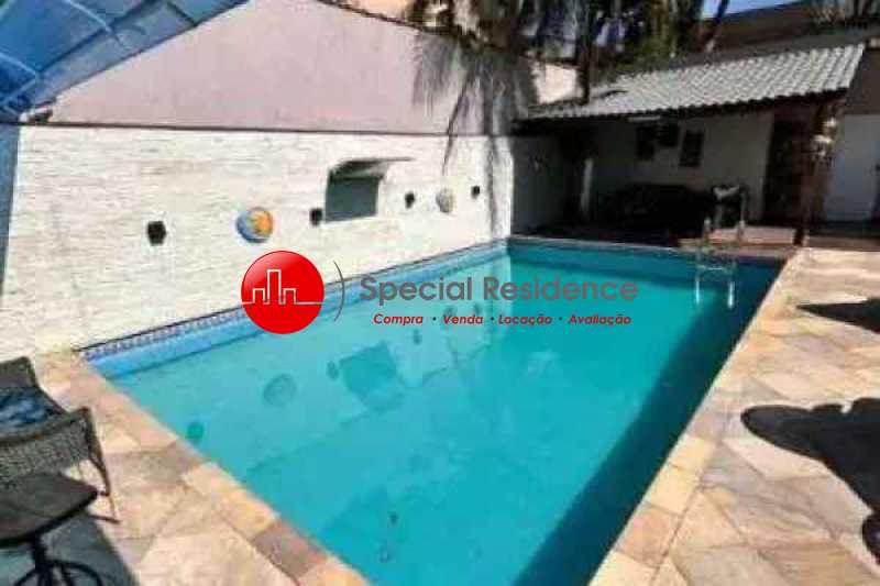 1754671603216 - Copia - 3