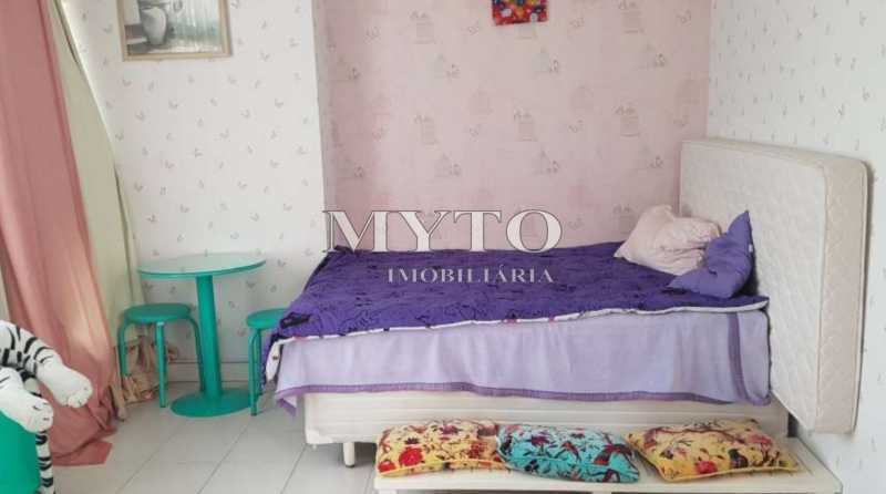 foto_protegida 16 - 12