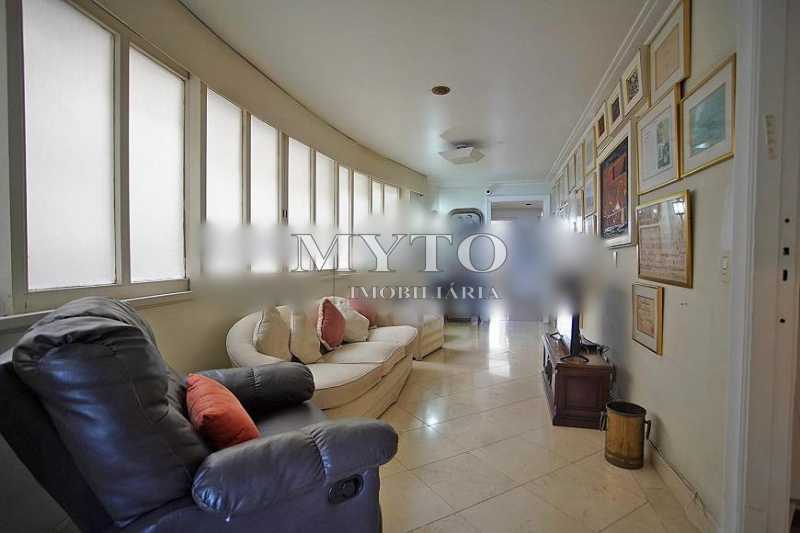 365fdf82171ef90b8fdaba8ee84632 - 13