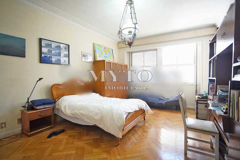 984e8f9dba5e34ed95ae6485a0a0b8 - 18