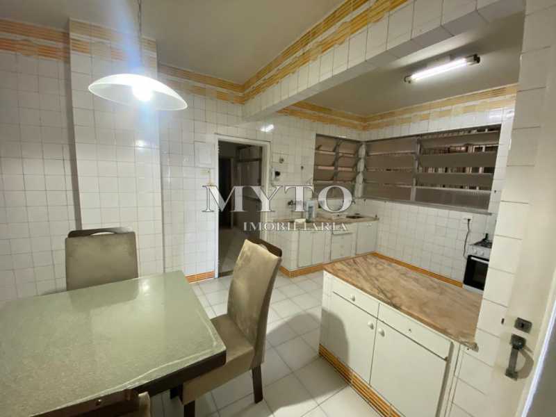 PHOTO-2023-12-19-11-21-54 2 - 19