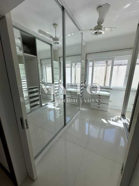 closet suite - 19
