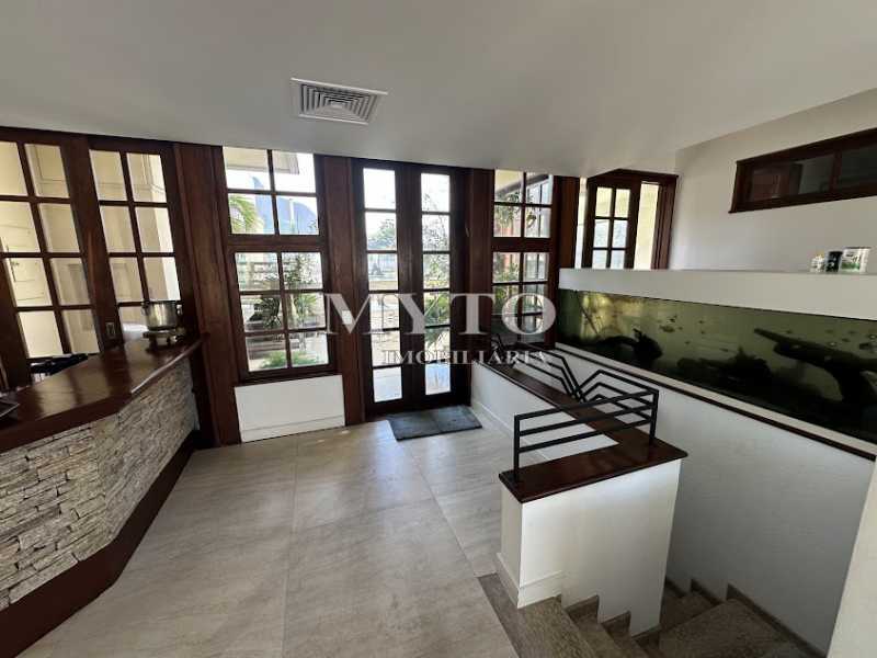 BARAO DE JAGUARIPE COB SAL - 17