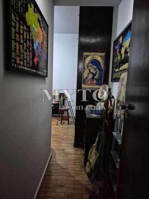 Quarto 03 - Entrada. - 24