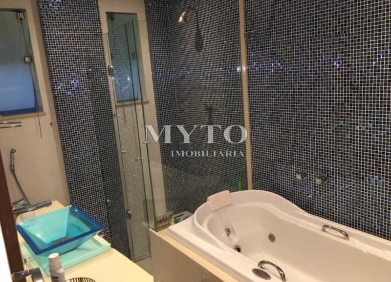 Suíte 01 - Banheir0 02. - 17