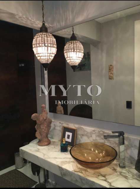 Suíte 03 - banheiro. - 28