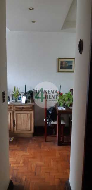 Conheça 07. do imóvel - Apartamento de 70 m², com dois dormitórios, sala em dois ambientes, cozinha com ampla área de serviço e dependência completa. - IPV2125 - 7 07. - 7