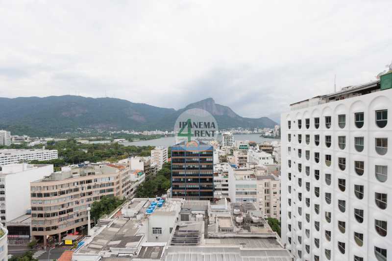 06 - 3