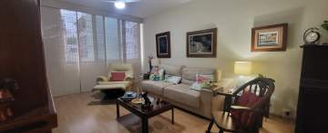 Ótima localização - Excelente apartamento de quatro quartos sendo uma suíte, banheiro social, sala espaçosa em dois ambientes. - IPV4061