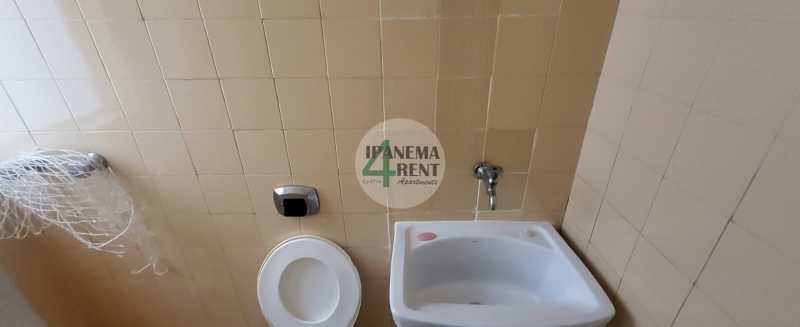 Conheça 12. do imóvel - Apartamento de dois quartos sendo uma suíte, com sala ampla e varada com vista livre para o verde e ar puro, silencioso e muito tranquilo. - IPV2209 - 12 12. - 12