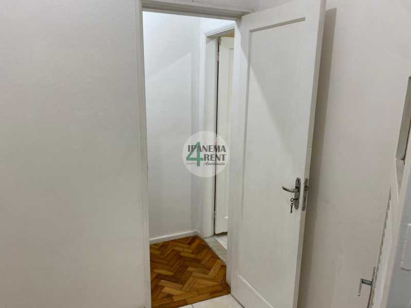 Conheça 19. do imóvel - Excelente apartamento sala, dois quartos, debruçado para Avenida Atlântica - IPV2228 - 19 19. - 19