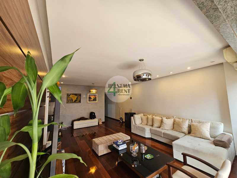 Conheça 05. do imóvel - Original 154 m², quatro quartos sendo duas suítes, sala ampla em dois ambientes integrada com varanda. - IPV4069 - 5 05. - 5