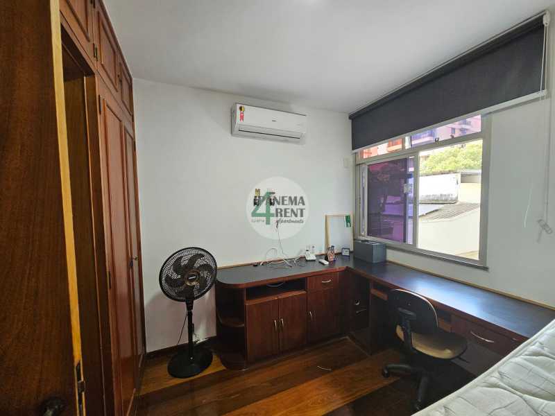 Conheça 16. do imóvel - Original 154 m², quatro quartos sendo duas suítes, sala ampla em dois ambientes integrada com varanda. - IPV4069 - 16 16. - 16