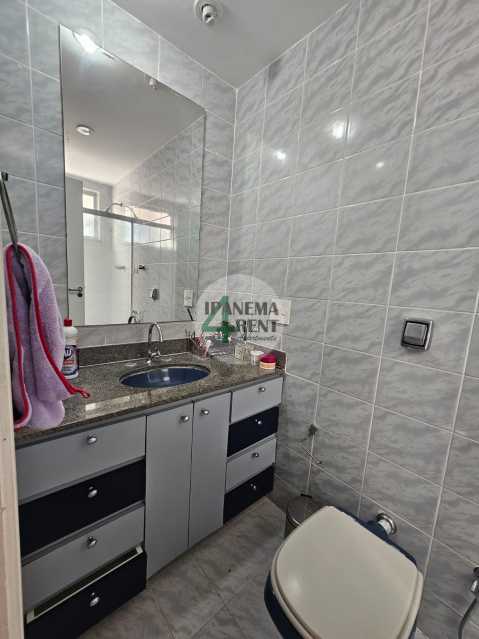 Conheça 24. do imóvel - Original 154 m², quatro quartos sendo duas suítes, sala ampla em dois ambientes integrada com varanda. - IPV4069 - 27 24. - 27