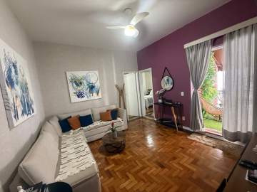 Ótima localização - Apartamento 65 m², frontal, sala, dois quartos, um banheiro social, varanda externa, área de serviço, quarto de empregada, três andares, dez unidades no total. - IPV2233