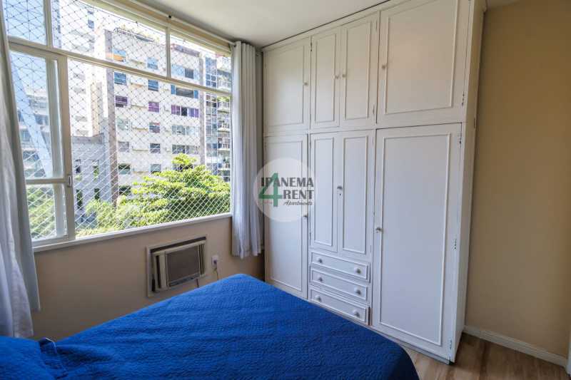Conheça 12 do imóvel - Apartamento de 78 m², charmoso, de frente, claro e arejado, sala dois quartos com novos aparelhos de ar condicionado, dois banheiros social, cozinha com área de serviço. - IPV2234 - 12 12 - 12