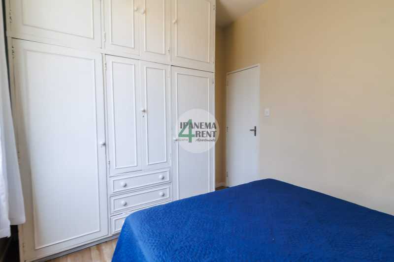 Conheça 15 do imóvel - Apartamento de 78 m², charmoso, de frente, claro e arejado, sala dois quartos com novos aparelhos de ar condicionado, dois banheiros social, cozinha com área de serviço. - IPV2234 - 15 15 - 15