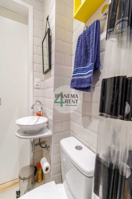 Conheça 27 do imóvel - Apartamento de 78 m², charmoso, de frente, claro e arejado, sala dois quartos com novos aparelhos de ar condicionado, dois banheiros social, cozinha com área de serviço. - IPV2234 - 27 27 - 27