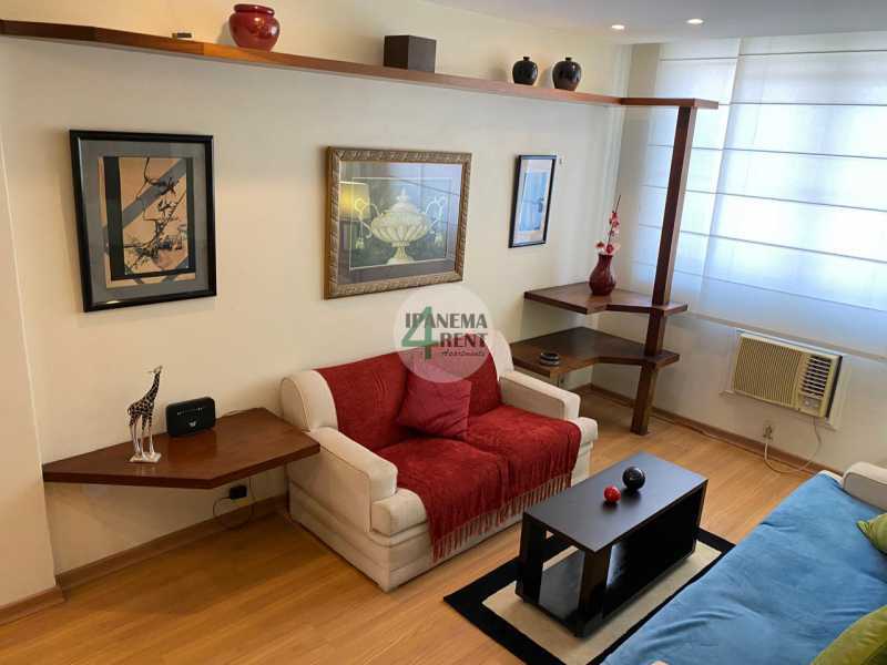 Conheça 05. do imóvel - Apartamento 52 m², sala e quarto com dependência, fundos, silencioso, Posto 06, uma quadra da praia e próximo ao Forte de Copacabana. Portaria 24 horas. - IPV1153 - 5 05. - 5