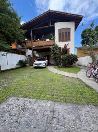 CASA EM ILHABELA, BAIRRO PEREQUÊ - ILCA50059 CASA EM ILHABELA, BAIRRO PEREQUÊ - ILCA50059