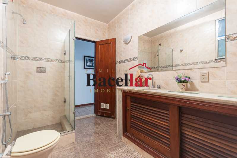 Conheça 32-665135_banheiro_social do imóvel - Apartamento à venda Rua Doutor Satamini,Rio de Janeiro,RJ - R$ 1.150.000 - TIAP40821 - 25 32-665135_banheiro_social - 25