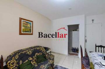 Apartamento 2 qts em Santa Rosa Niterói - MEAP20648