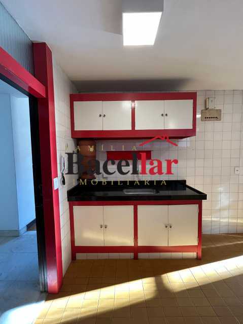 Conheça WhatsApp Image 2026-08-03 at 1 do imóvel - Apartamento 4 quartos com 140 mts. na Lagoa - CPAP40240 - 18 WhatsApp Image 2026-08-03 at 1 - 18