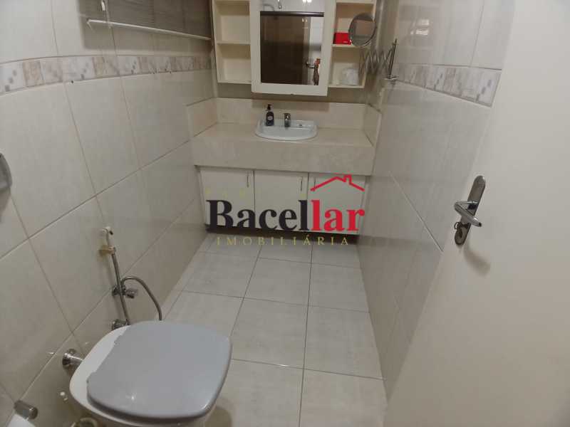 Conheça WhatsApp Image 2026-10-09 at 1 do imóvel - Apartamento a venda na Tijuca, com 144m², 2 vagas, piscina, 3 quartos, suíte, varanda, portaria 24 horas e dependência completa - TIAP35931 - 10 WhatsApp Image 2026-10-09 at 1 - 10
