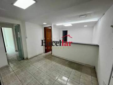 Ótima localização - Conjunto de Salas para alugar Rio de Janeiro,RJ - R$ 4.000 - MECS00008