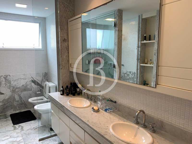 Conheça BANHEIRO do imóvel - Apartamento 4 quartos à venda Barra da Tijuca, Rio de Janeiro - R$ 7.800.000 - BFAP40210 - 16 BANHEIRO - 16