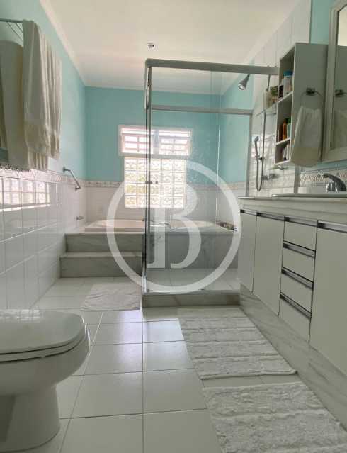 Conheça BANHEIRO DA SUÍTE MASTER do imóvel - Casa em Condomínio 6 quartos à venda Barra da Tijuca, Rio de Janeiro - R$ 3.990.000 - BFCN60007 - 11 BANHEIRO DA SUÍTE MASTER - 11