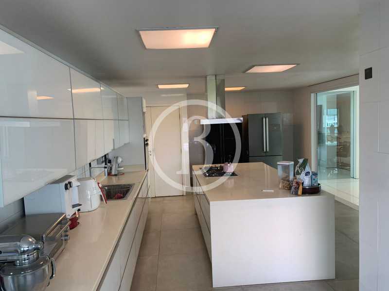 Conheça COZINHA OUTRO ÂNGULO do imóvel - Apartamento 5 quartos à venda Barra da Tijuca, Rio de Janeiro - R$ 7.499.999 - BFAP50010 - 27 COZINHA OUTRO ÂNGULO - 27