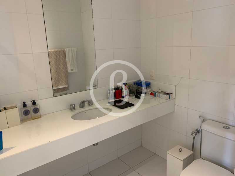 Conheça BANHEIRO do imóvel - Apartamento 5 quartos à venda Barra da Tijuca, Rio de Janeiro - R$ 7.499.999 - BFAP50010 - 20 BANHEIRO - 20