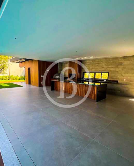 Conheça ÁREA EXTERNA OUTRO ÂNGULO do imóvel - Casa em Condomínio 5 quartos à venda Barra da Tijuca, Rio de Janeiro - R$ 16.900.000 - BFCN50060 - 12 ÁREA EXTERNA OUTRO ÂNGULO - 12